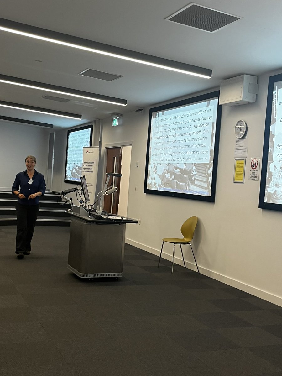 omicsgoodman's tweet photo. A brilliant and interactive Keynote this morning on Sustainability in Education by the fantastic @zprobinson1 Has provided some excellent foundations on student led ideas on which to build a sustainable future through pedagogical education #Biosummit2023 https://t.co/hQczfj6OZQ