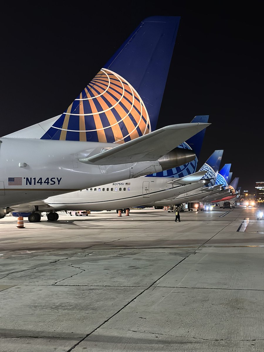 MahradMoh's tweet photo. @united just another day in paradise
@AOSafetyUAL https://t.co/bhIcRT0x2E