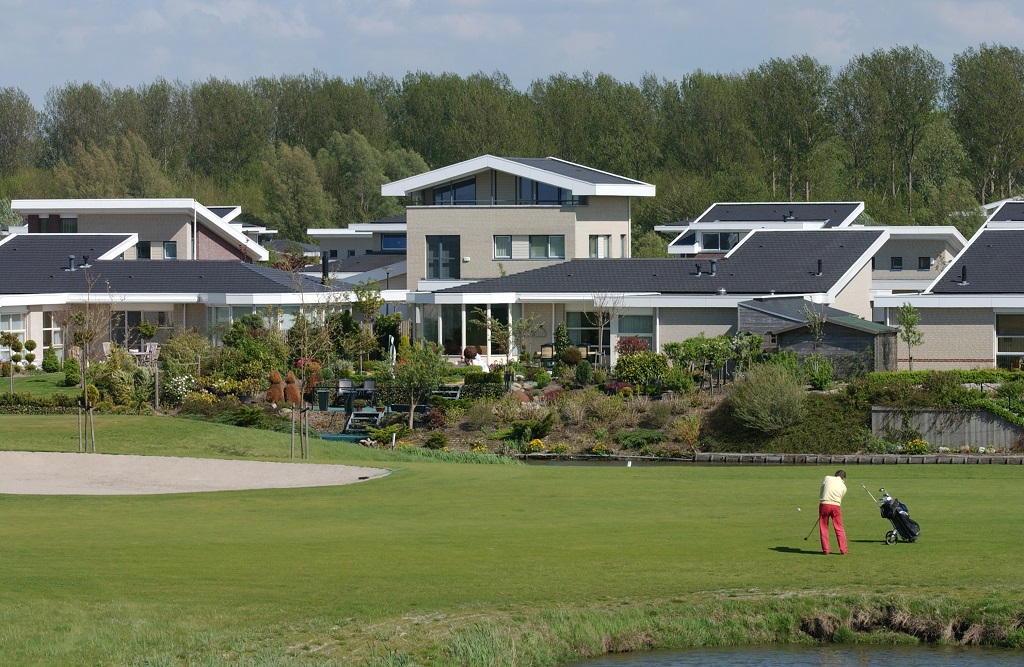 Draagvlak bij alle belanghebbende partijen op één na voor toekomst Flevo Golfresort👉 bit.ly/3Pt7mMz