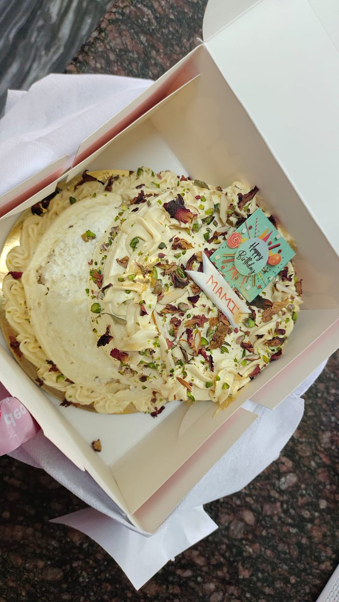 tushardas's tweet photo. How is this ok. Please help me and process the refund. https://t.co/eB3roXw2tD