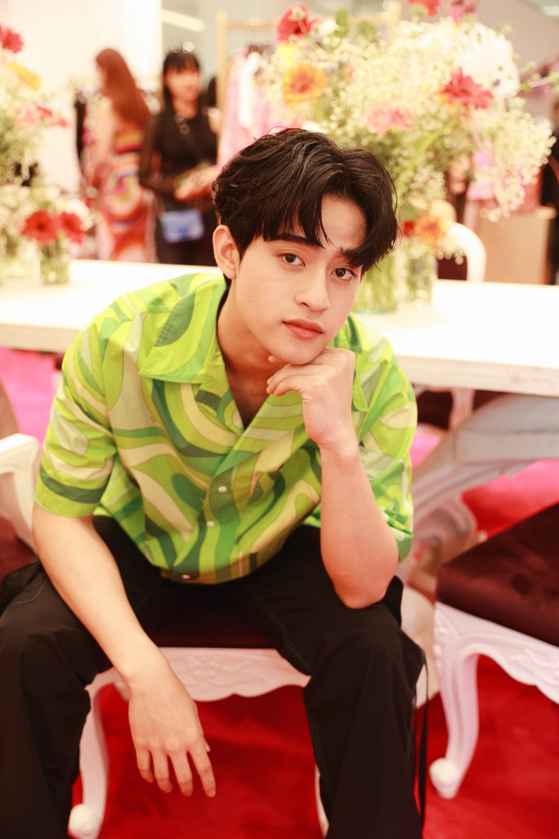 beoncloud_th's tweet photo. ยังรับความน่ารักของบาร์โค้ด @BarcodeTin ไหวกันอยู่มั้ยเอ่ยยย~ 🫣💜

#PUCCIxBARCODE
#PATLuxuryGroupOfficial #PUCCI https://t.co/6VMGD8RwMT