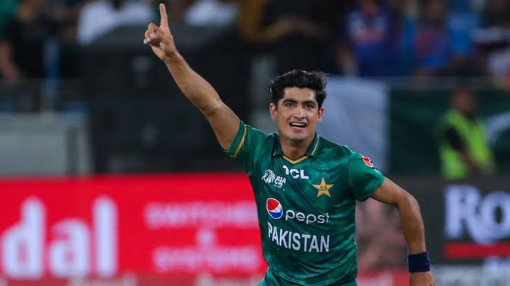 FreesoulFaizan's tweet photo. Naseem shah first ball first wicket 🔥🔥🔥 #PAKvBAN https://t.co/jUdxfAobpD