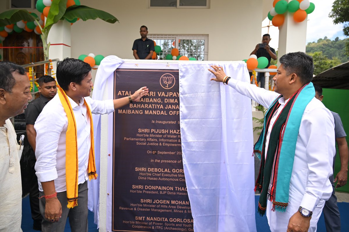 gorlosadebolal's tweet photo. The BJP Maibang Mandal's newly constructed building was inaugurated by Assam's Hon'ble Minister, Shri @Pijush_hazarika. Attended by EMs DHAC, BJP members &amp; local residents, it will serve as the party's headquarters and hub for activities. https://t.co/TfmBItf4QB