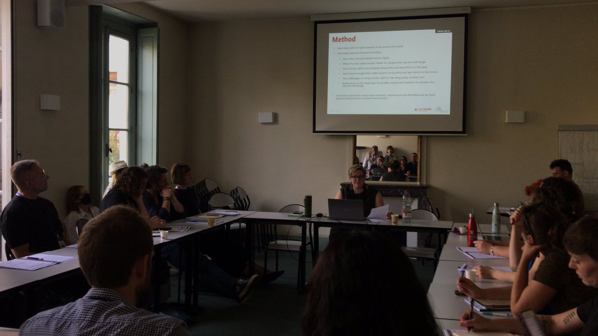 #CDP2023 co-convenor and @CDPJournal co-editor <a href="/Kate_Seear/">Professor Kate Seear</a> examining the relationship between human rights frameworks and drug policies, introducing the concept of a ‘dopesick ontology’ to better account for the material and embodied aspects of law.
