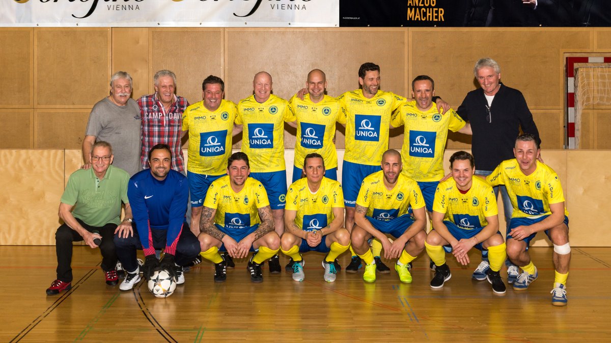 Am 10. September (14:00 Uhr) findet für den leider schwer erkrankten ehemaligen Sportklub- und Rapid-Spieler Peter Neidhart ein Benefizturnier statt. Dabei könnt ihr auch unsere Vienna-Legenden live am Sport-Club-Platz in Aktion erleben! 💙💛

#ViennaFamily #comeonvienna
