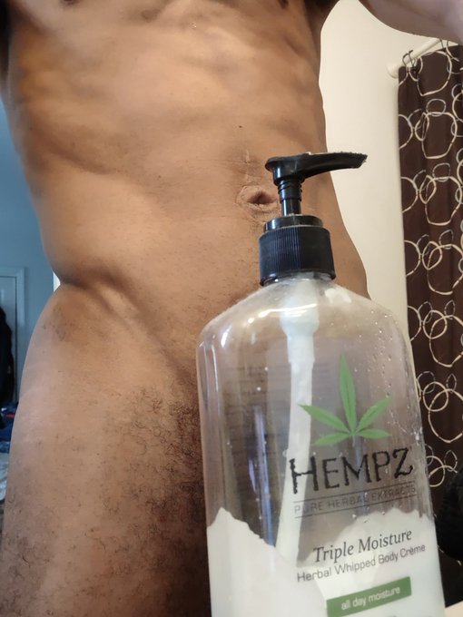 I did not always love my feet.  I do now.  Been a minute...getting back into solo hairy twinkly daddy<a href="/tag/dad"class="tags"><span>#dad</span></a><a href="/tag/twink"class="tags"><span>#twink</span></a><a href="/tag/contentcreator"class="tags"><span>#contentcreator</span></a><a href="/tag/feetcontent"class="tags"><span>#feetcontent</span></a><a href="/tag/men"class="tags"><span>#men</span></a>