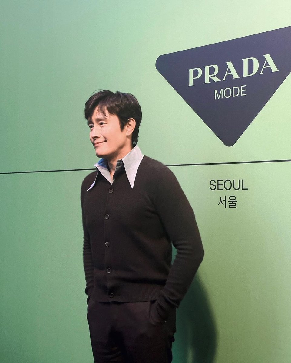 MAYB_H's tweet photo. 230906 #이병헌 인스타그램 업로드

 📎 https://t.co/n3ZKADU1VF

#LeeByungHun #프라다 #PRADA #김태리 #미스터션샤인 #MrSunshine https://t.co/28KHvNaqht