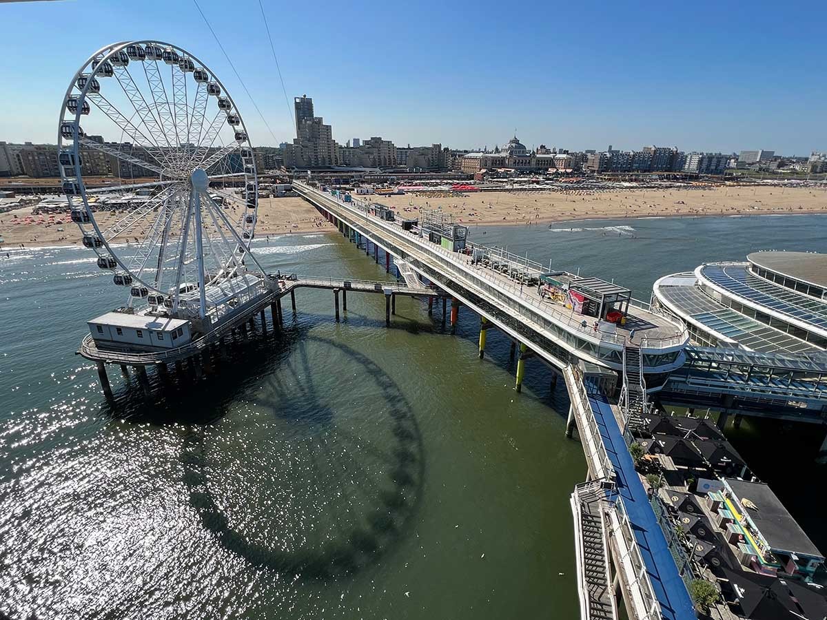 Het belooft een prachtige week te worden. Perfect weer om te genieten #haagsekust. Kom op de 🚲🛵 of met OV🚈 om naar het strand te gaan en drukte op de weg te vermijden. 

Toch met 🚗? Kies voor Park+Beach en check voor vertrek de bereikbaarheid van Den Haag. Geniet van de ☀️!