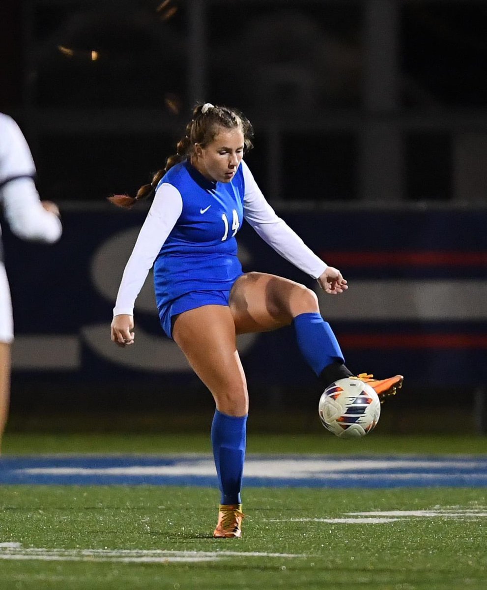 AWHSSoccer's tweet photo. 🚨 GAME DAY! 🚨

🆚 St. Ursula Academy
⏰ JVA- 4:30 pm, Varsity- 5:45 pm
📍 St. Ursula Academy https://t.co/Ttj5eD75VH
