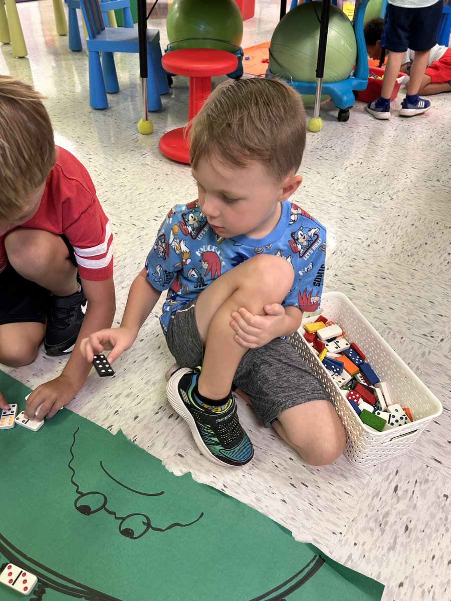 MrsColliersKs's tweet photo. Leg Ks have jumped into math centers! Love hearing the math talk and collaboration already!! @LCPSLegacy https://t.co/CnUsdXvVZV