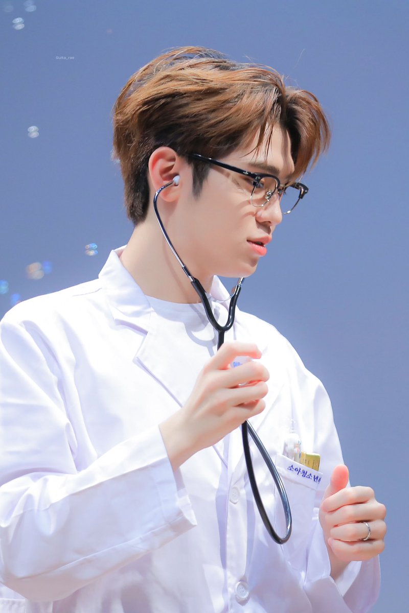 230826 사운드웨이브 팬사인회

#ZEROBASEONE #제로베이스원 #ZB1 #김태래