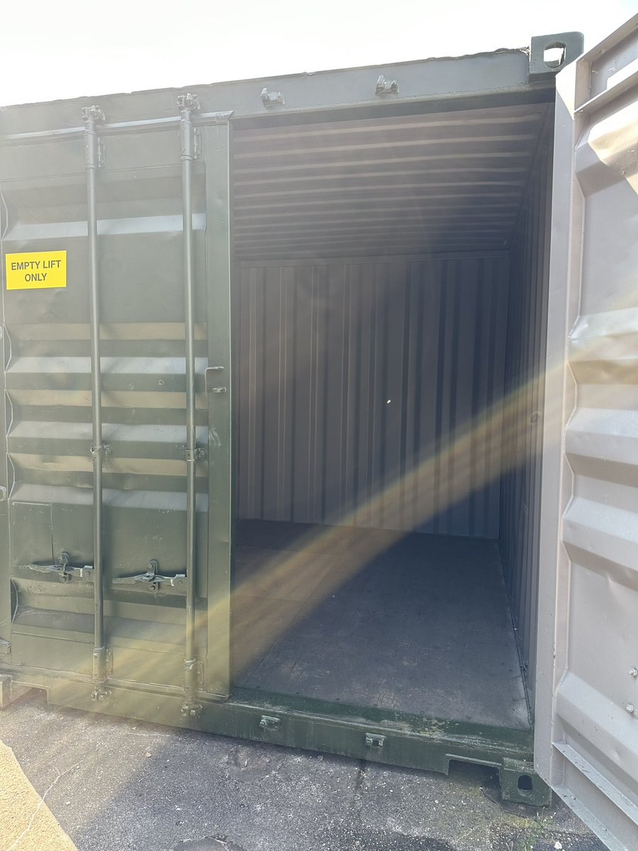 SBCDelph's tweet photo. 10X8 Storage container available in Delph - Last One ! 

£165 Plus VAT, Per Month. Subject to 12 months term. Terms &amp; Conditions Apply. 

📍Secure Site 
📍Close to M60/M62
📍Accessible 24/7
📍Great for Trade Storage
📍Friendly Business Community 

☎️ DM or call 07956 316 854 https://t.co/mpbV837Gin