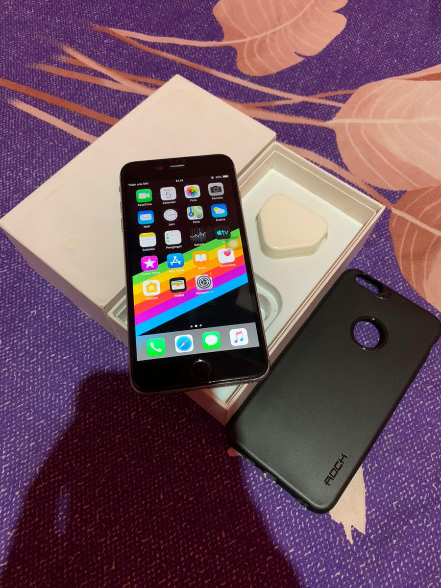 SwanBrayen1's tweet photo. Dijual Iphone 6plus 64GB Grey inter

Kelengkapan 
-Hp
-Cas (kabel bukan ori)
-Batok cas ori
-Dos

No kendala
Icloud siap isi🙏🏻

Rp. 1.900.000
#Makassar #sulsel #hp #makassardagang #jualbelihp #iphone https://t.co/KyxoGrIdPL