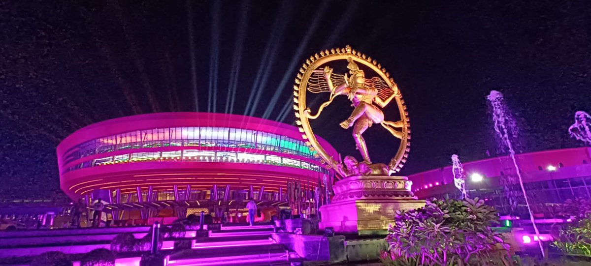 The statue of Lord Nataraja installed at the the Bharat Mandapam stands as a testament to India's age-old artistry and traditions!

This will serve as a big attraction at the G20 Summit.

Notably, this 27 feet high statue weighing around 18 tonne forms the tallest statue made of