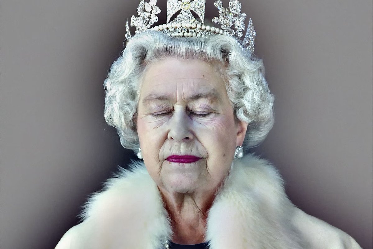 I adore this image of our late #QueenElizabethII ❤️❤️❤️