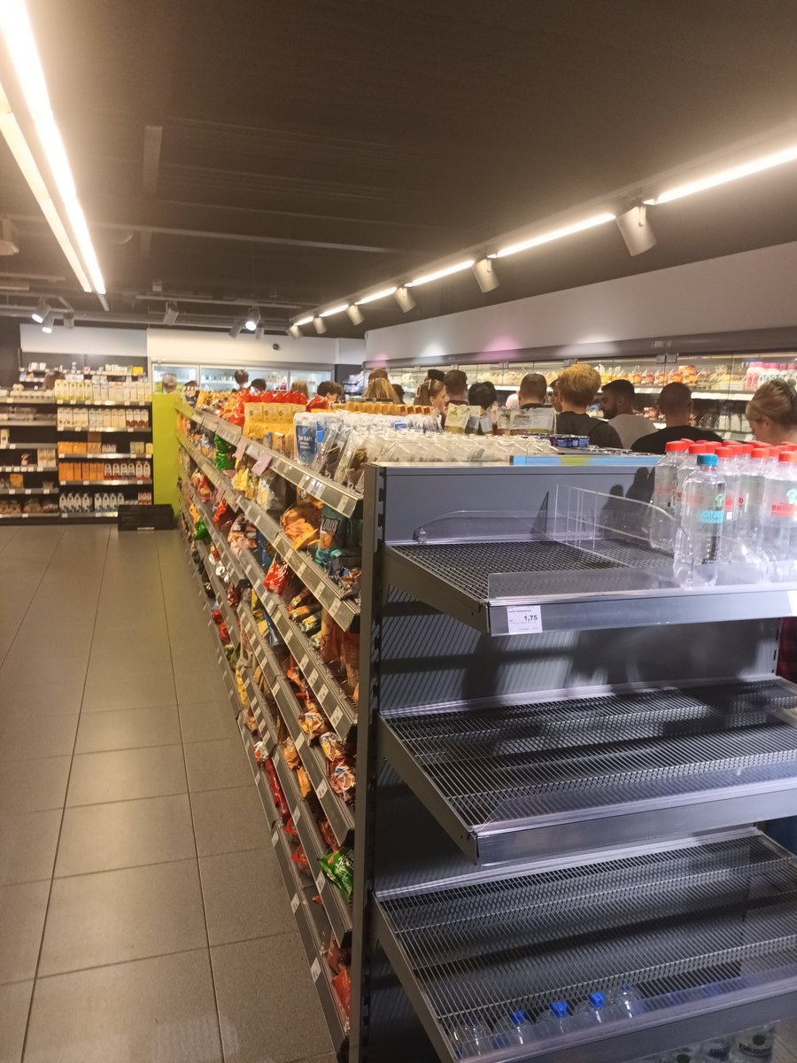 Een klein rijtje voor de kassa :(