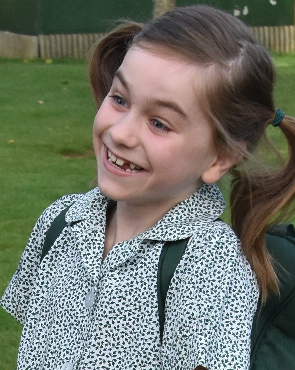 manorprep's tweet photo. Wonderful to see so many happy faces on the first day of term!
#ManorPrep #backtooschool #firstdayofterm #school #abingdon https://t.co/DKvPeVInB9