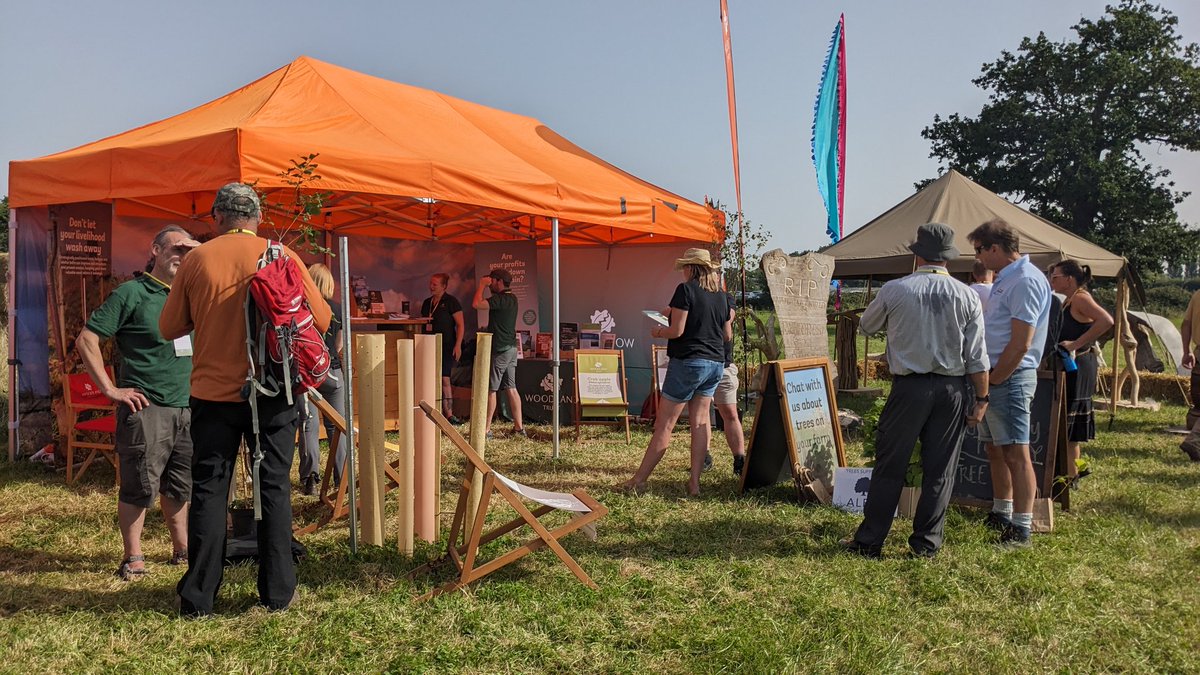 My office for the day! Buzzing at the <a href="/WoodlandTrust/">WoodlandTrust</a> stand at the #AgroforestryShow in the Wiltshire sunshine #treesforyourfarm