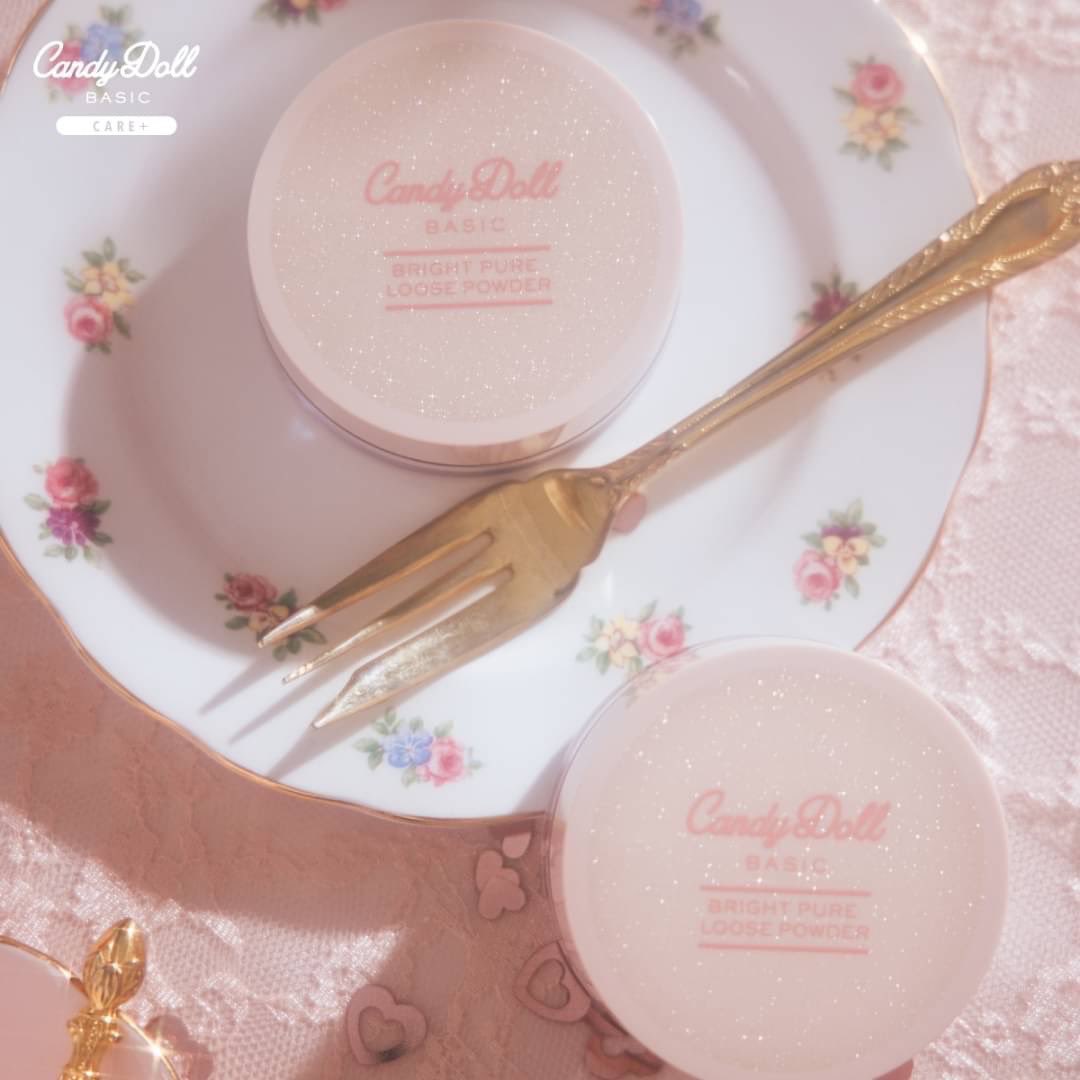 アンバサダーを務めてるCandyDollから、15周年を記念した可愛いすぎるキラキラパウダーが本日から発売です！🎂💖
血色よくトーンアップして控えめなラメとツヤがすごく可愛い🥲🩷

#CandyDoll #キャンディドール #益若つばさ  #フィルターパウダー #CandyDoll_15thAnniversary https://t.co/VcGuQYQNTY