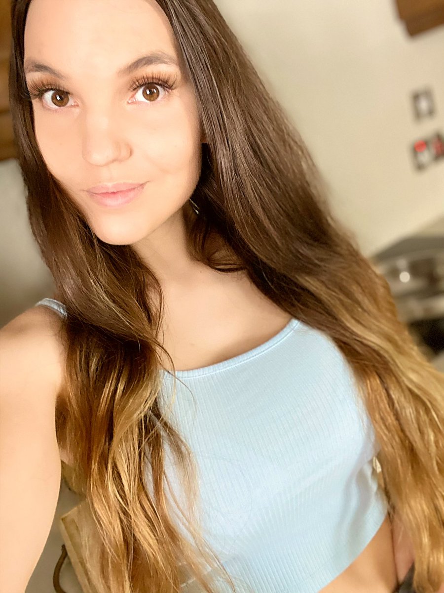 Gymbunny_offi 💋 Bavarian (German) Girl ⭐️ tweet media