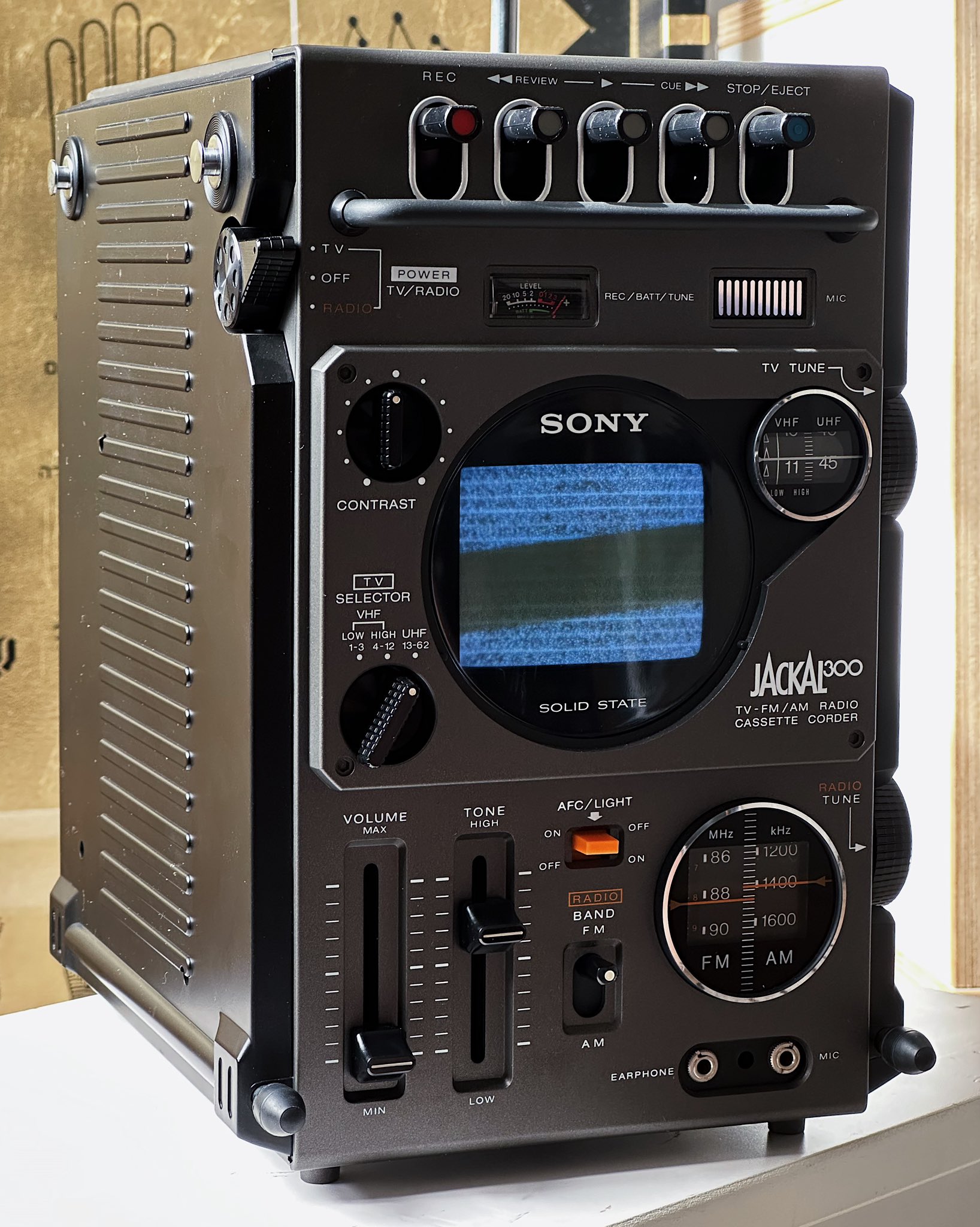 Obsolete Sony on X: Obsolete Sony on X: