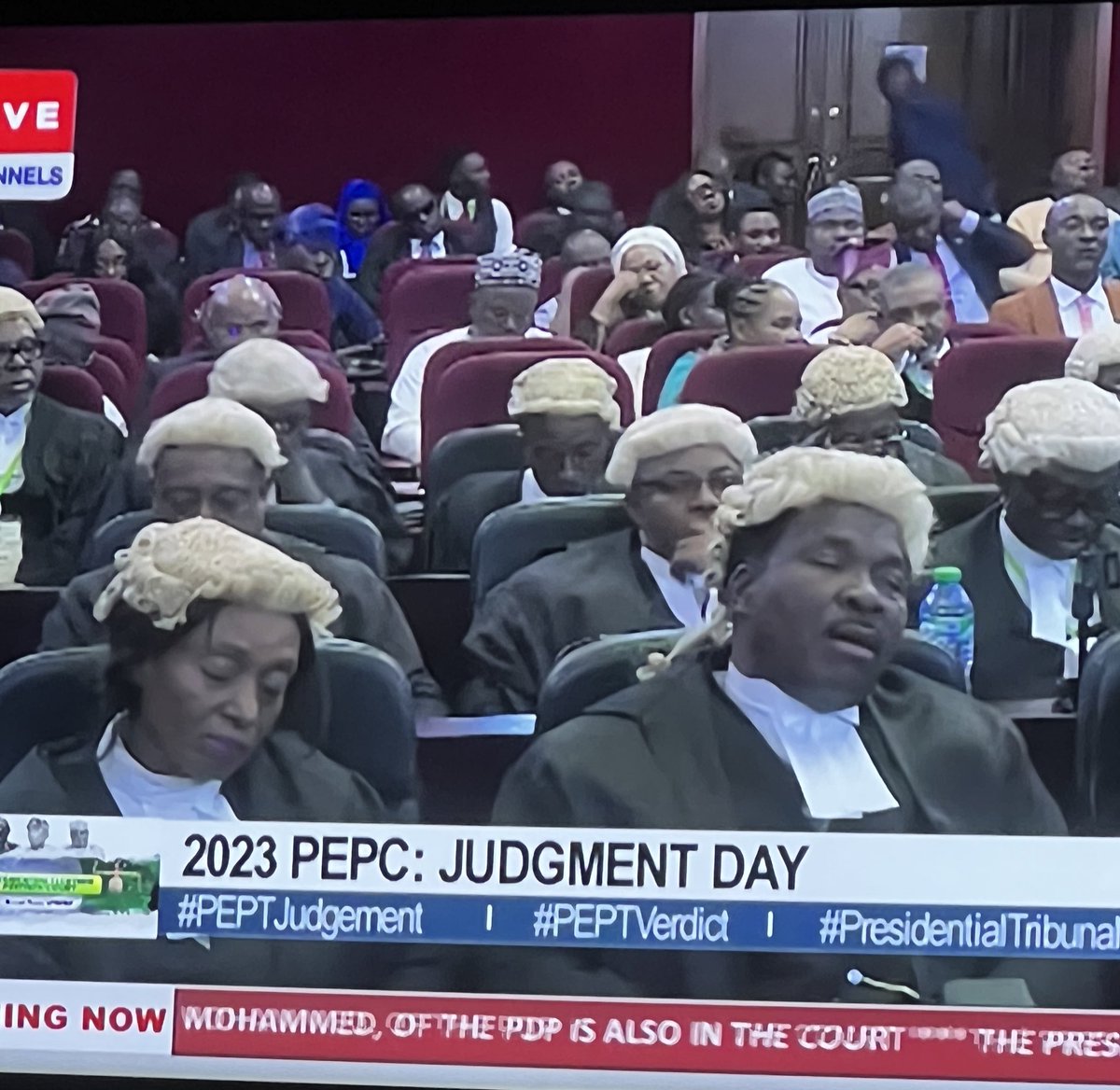 abdullahayofel's tweet photo. Those looking for their mandate are in a deep slumber 🥱🥱

Sope oti lo ooo 😂😂🤣
#PEPTJudgement https://t.co/srFZ1BuGG9