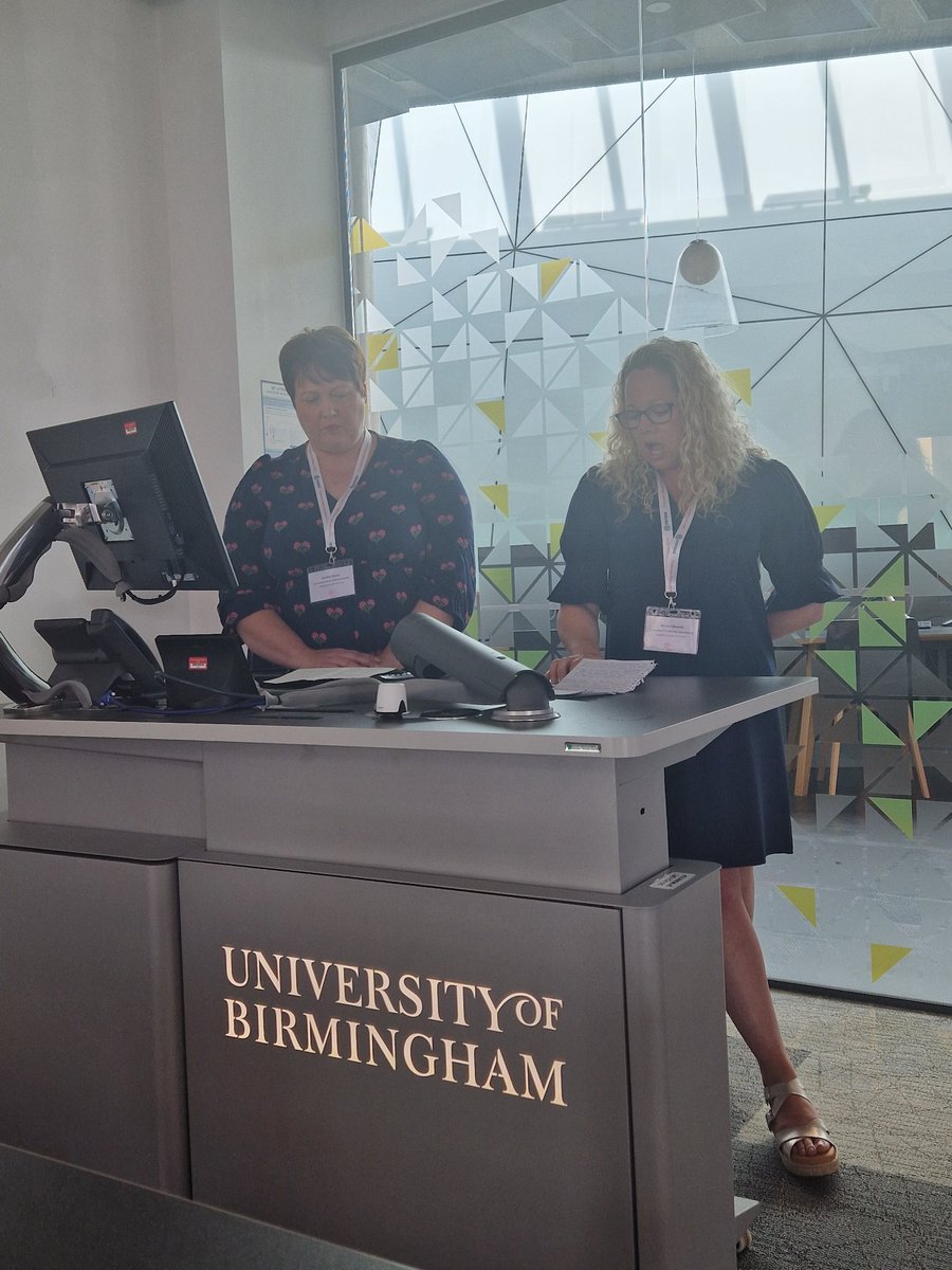 homefirstANP's tweet photo. Fantastic presentation at EDA conference @RipperShelley and @Nicole3dwards from @WiltsHC_NHS nhs at home team on management of delirium in the community ππ @GeriSoc @EDA_delirium https://t.co/NSqOxp8jNI