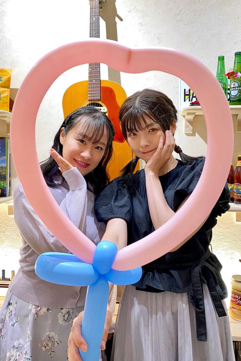 _hiyoNOsuke_'s tweet image. 「ドラマティック・シェアルーム インフォメーション」では
シェアルームについてや
アプリ #NoDistance のご案内をしたよ🥰💓

9月20日(水)放送予定の
第5回のゲストさまは
#Machico さん(@MachicoOfficial)！！🌸
次回のわたしたちのトークもお楽しみに❣️❣️
（ふみちゃんと映え写真撮ってみた🫶🏻💗）