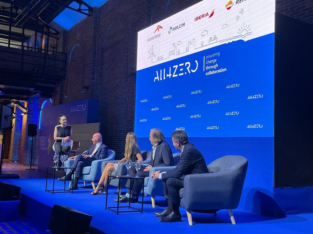 Asistimos a la presentación de #All4Zero, primer hub de innovación industrial en España en el que <a href="/enagas/">Enagás</a> acompaña a los socios fundadores <a href="/ArcelorMittalES/">ArcelorMittal España</a>, <a href="/Holcim_es/">Holcim España</a>, <a href="/Iberia/">Iberia</a> y <a href="/Repsol/">repsol</a> con el objetivo clave de avanzar hacia la descarbonización impulsados por la #tecnología