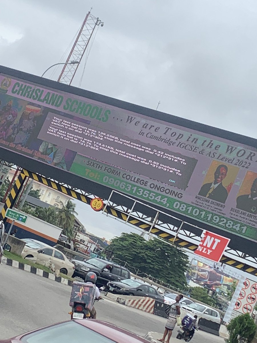 DesignsMgp's tweet photo. What I saw on my way from lekki https://t.co/bNh7Ta9F4Y