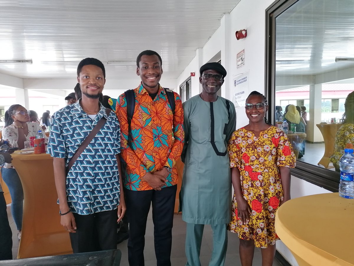 OdarkorMills's tweet photo. SeqbioUCC team @GSequencing @humphrey_addy @elvis_fiam caught up with Dr Sessey @DocKarim221 during the Oxford nanopore seminar in Ghana. It was a great pleasure to meet you which ended up in a fruitful discussion. Not forgetting @EFosterNyarko for your contribution https://t.co/onWk5zUzrj