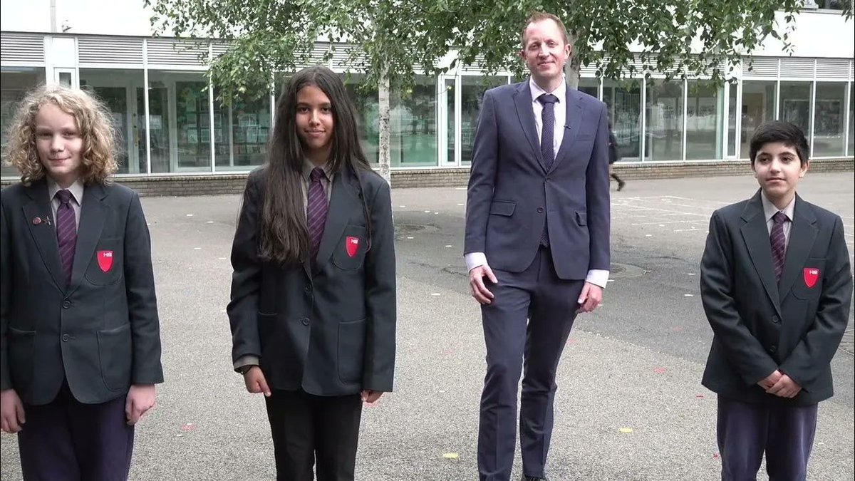 CamdenLearning's tweet photo. Headteachers from each of Camden's ten state secondary schools have been giving a short pitch on what makes their school special. View the updated Meet the Parents production here ➡️ https://t.co/WOxI1t8hz9
#camdencouncil #camdensecondaryschool #camdenlearning https://t.co/RqBXhbq9iU