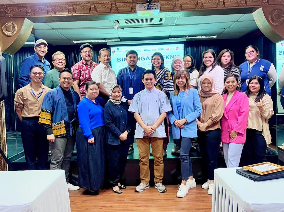 candyhernandez's tweet photo. Thank you Dr. Alfi for sharing best practices from IPB! Sharing knowledge of two great Educational Institution on Sustainable Development Goals or the SDGs All the best and success for us on THE University Impact Rankings for SDG 2023. With LSPR SDGs Centre Team ♥️🌹 https://t.co/1IlkbgbM2g