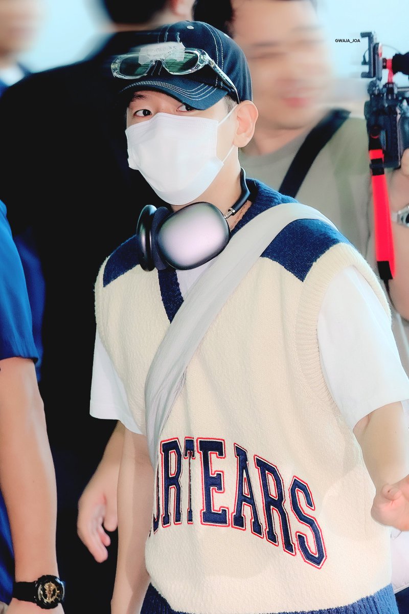 230826 ICN

🐶🫶

#백현 #BAEKHYUN #EXO #엑소 <a href="/B_hundred_Hyun/">Baekhyun_EXO</a> <a href="/weareoneEXO/">EXO</a>