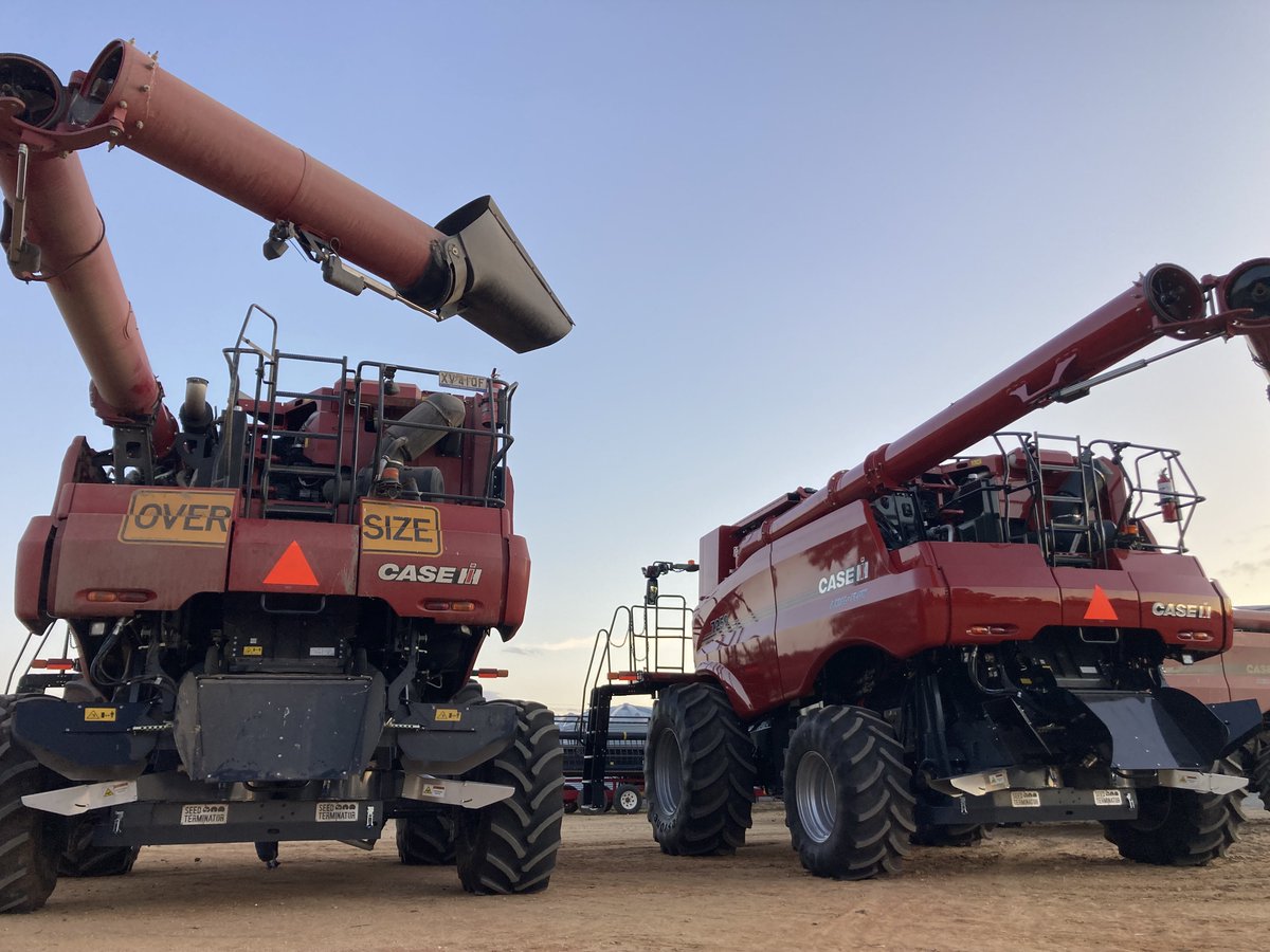 seed_terminator's tweet photo. Two @CASEIH 7250's at O'Connors Farm Machinery Birchip are sporting brand new Terminators this afternoon π
#Welcome #Terminate23 #NiceWork https://t.co/DmHUtrwUff
