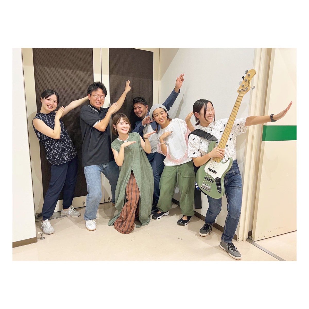 yuzu_citrus_2's tweet photo. MSD音楽祭2023〜in Summer〜

バンド演奏🎹🎸🥁🎶

衣毬ちゃんと「Shout Baby」「CHAINSAW BLOOD」
を演奏させていただきました😊✨️

#衣毬 #msd音楽祭 #musicschooldream #野中柚希 https://t.co/5IJDLHjEIh