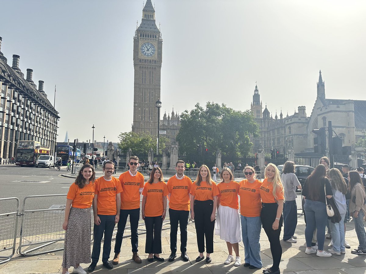Our Policy and Public Affairs teams are in #parliament today, speaking to MPs about how they can champion our calls to help change the #FutureOfDementia. 

Thank you SO much to everyone who invited your MP to attend our event. 🤝