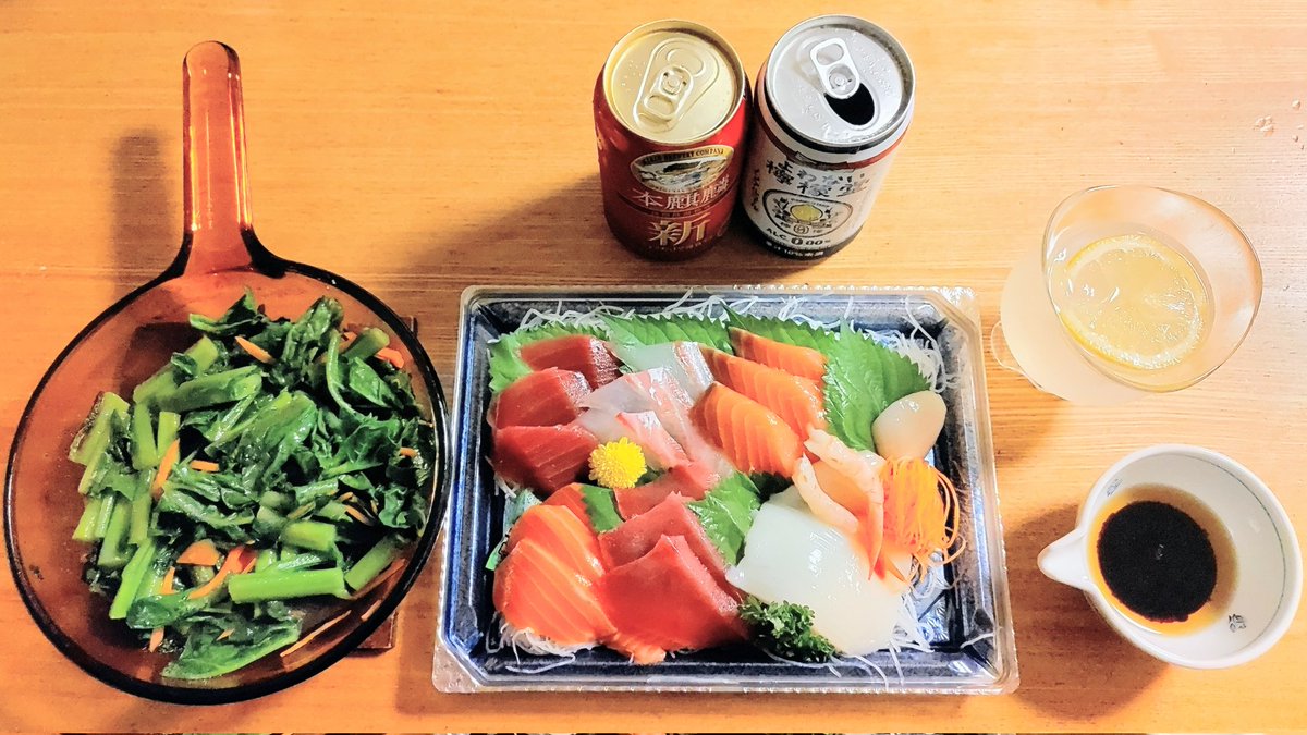 hari9_in's tweet photo. 19:50
いただきました🙏
いただき物のお刺身で昨日より10分早い😆通勤時間は短縮できないけどなんとか時間の工夫をしたい🫡
#おうちごはん𓎩𓌉𓇋
#おうちごはん
#おうちご飯
#晩ごはん
#ALC0
#ALC6 https://t.co/UIw0LU6D8L