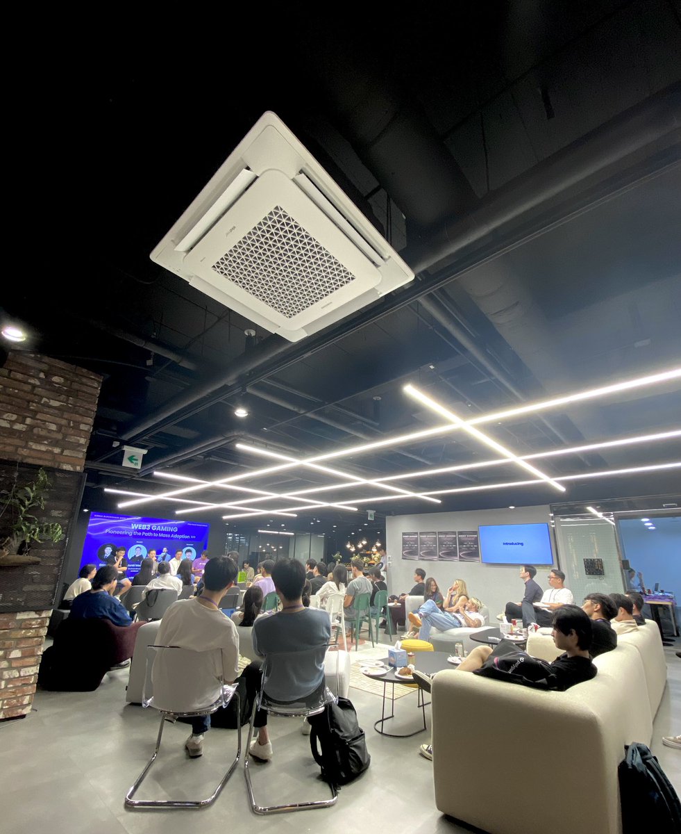 The official @0xPolygonLabs, <a href="/polygon_seoul/">Polygon Guild Seoul 🇰🇷</a> &amp; OnePlanet #KBW2023 networking event is under way! 

A night with amazing builders, great discussions, and top vibes!
