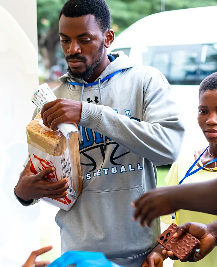 BFoster_bakery's tweet photo. It's their grip for us 😄
#bfosterbread😋
#bfoster #breakfasttime #breakfastideas #No1 #Bread #Ghana Presec #breakfast Black Stars #bfosterbakery #bread #butterbread Ballon #breakfastgoals #breakfastmoment Ghanaians https://t.co/Khs6MOAiAh