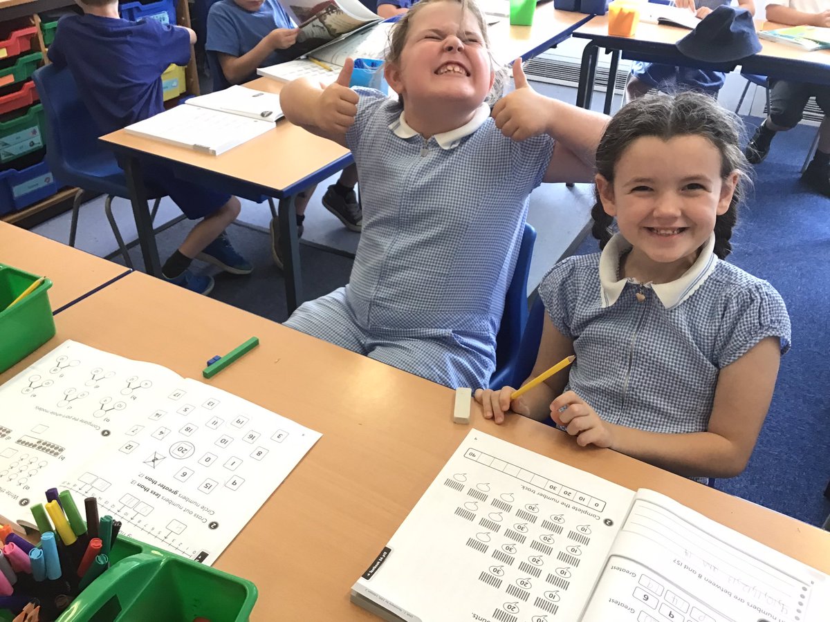 StPPPrimaryY2's tweet image. We have been looking at ways to represent numbers up to 20 today.

We used the words ‘less than’ and ‘greater than’ to explain our answers. 

#welovemaths #powermaths