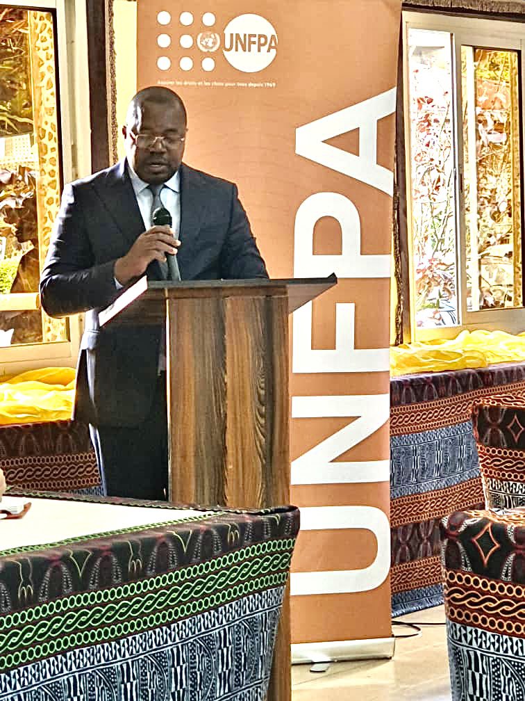 UNFPACameroon's tweet photo. #Retraite2023:Cérémonie d’ouverture de la retraite annuelle UNFPA co-présidé par le Sous-préfet de Bana &amp;le RR UNFPA,en présence du Maire de https://t.co/iZ6zRa4SFf programme:  consolider les bases de l'excellence organisationnelle à la lumière de la vision du Directeur Régional https://t.co/IQNqhwUJpO