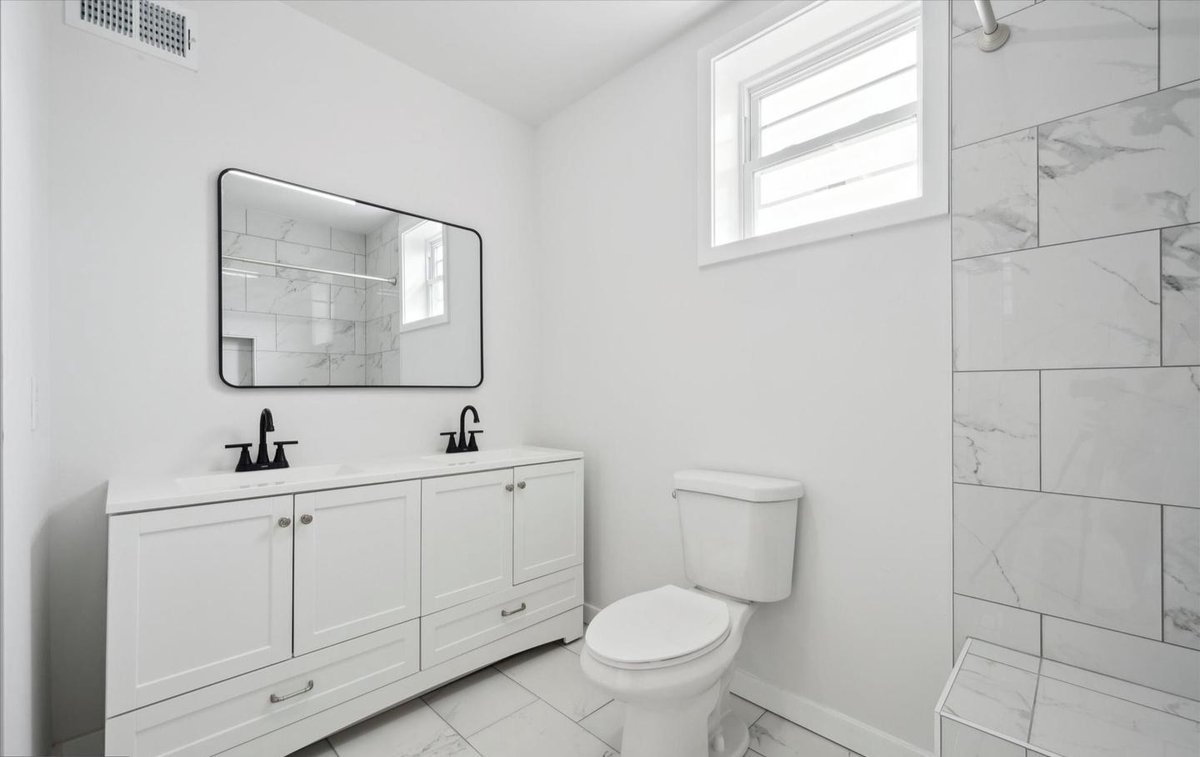 TheSivelGroup's tweet image. Get ready to move into the newly renovated 6 Willig Ave! This super charming 2-bedroom, 2-bathroom home is on a quiet block in beautiful Fishtown.

search.thesivelgroup.com/brightmls/6-PA…

#perfectlocation #newlyrenovated #walktoeverything #dreamreantal #onthemarket #theprettycities