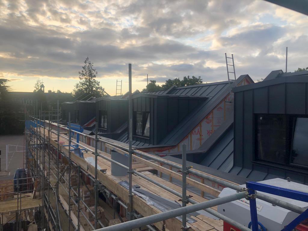 salmon_group's tweet image. #Greencoat &amp;amp; #Protan Installed in Enfield, North London
.
.
.
#Roofing #Cladding #Zinc #Copper #StainlessSteel #Aluminium #Metal #FTMRC #Design #Architecture #Building #Construction #RoofingContractor #Property #Apartment @metalsolutions 
salmonsolutions.co.uk