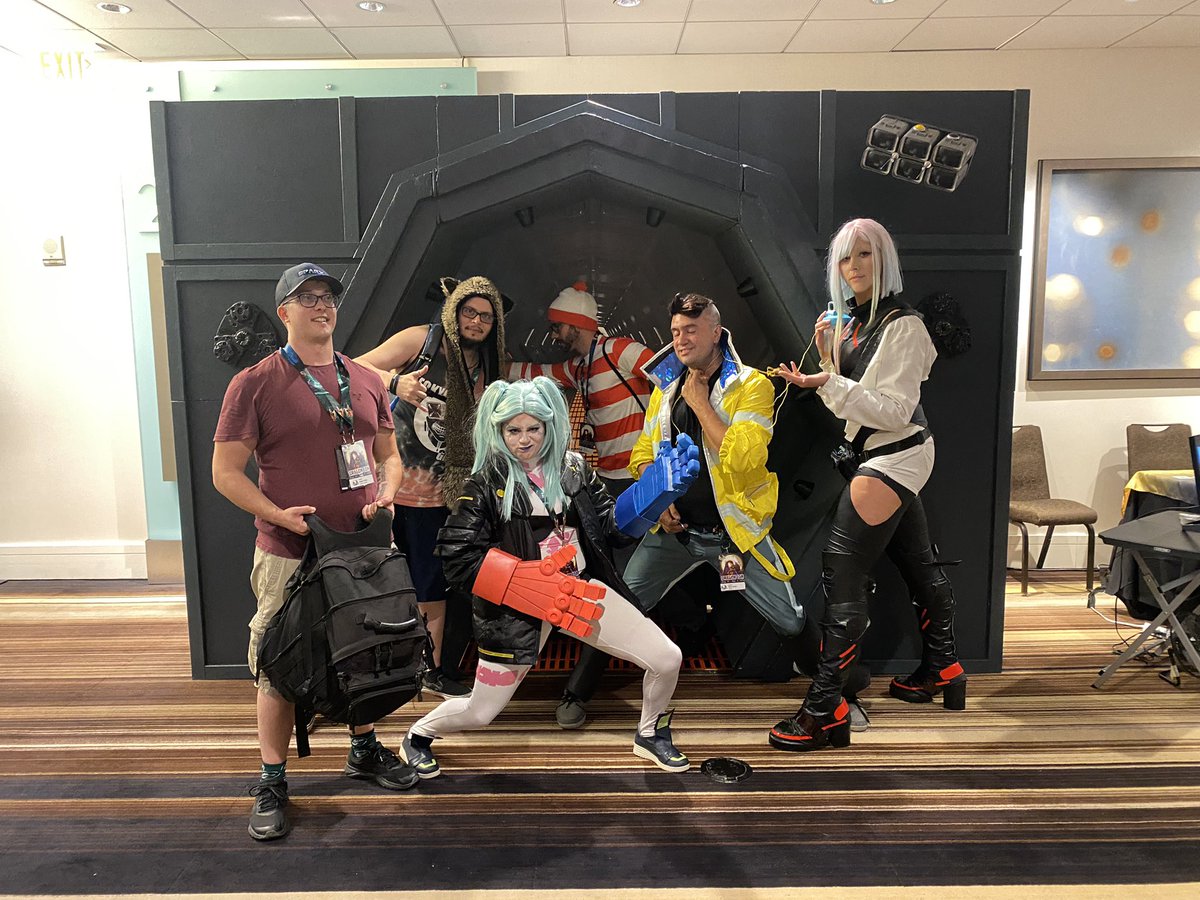 sparxful's tweet photo. What an amazing weekend at @DragonCon #Atlanta I know I’ve been quiet the last few days.

Been recouping from an awesome 5 days! Content and photos will be coming soon! https://t.co/lII2G0snf2