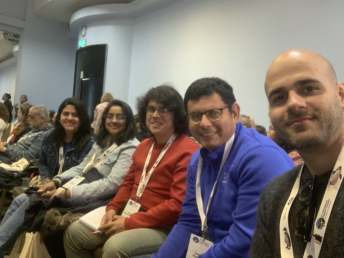 Part of our team participating in the XI International Penguin Conference ⁦@IPC_penguins⁩ in Viña del Mar, Chile. ⁦@UIEMAvesMarinas⁩. Our contributions were related with information on population, tourism, colonization and biologging of Humboldt penguins in Peru.