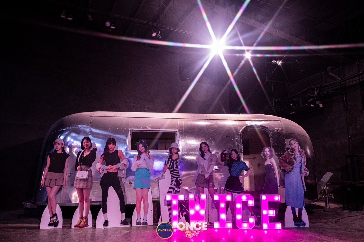 oncehq's tweet photo. Some shots from the most epic TWICE celebration! Thank you to everyone who came to ๐๐๐๐ ๐๐๐๐๐: ๐๐๐๐ ๐๐๐๐๐ to sing, dance, and party with us!
Check out the link below for the full album!
https://t.co/2IokmTf9fe
#ONCENIGHT #TWICE #ONCE #ONCEHQ #KmmunityPH #KmmunityPHlovesOnceHQ