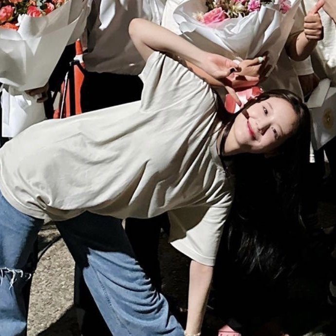 gyuri pics! tweet media