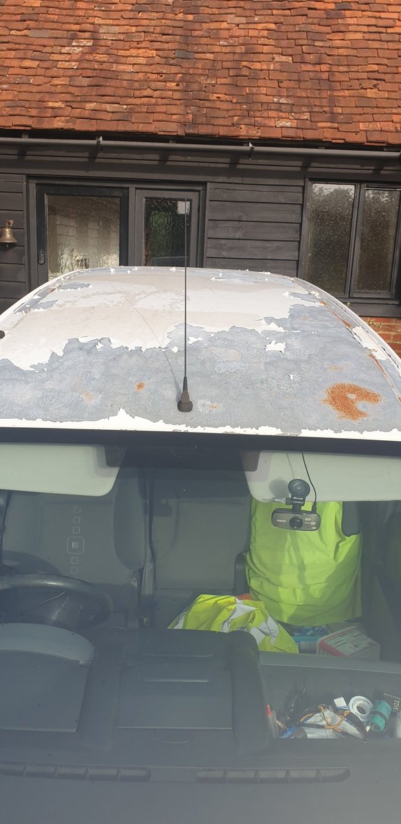 ozzybern's tweet photo. @CitroenUK I don't know why you don't feature that the paint will fall off your vehicles after 2 years? Or that vehicles WILL rust within 5 years!Surely it's a good selling point. https://t.co/9s4qBBv8JB