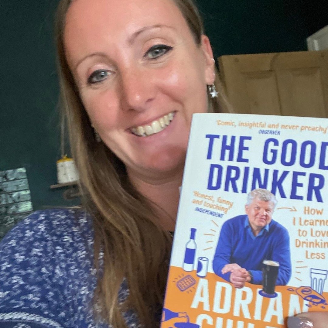 Drinkaware's tweet photo. 📖 Today is #InternationalReadABookDay 📖

Here is one of our competition winners with their prize of Adrian Chiles' new book, The Good Drinker. 

What are you reading in your free time, maybe even in the place of drinking alcohol? Tell us below! https://t.co/wLHzYnjdRQ